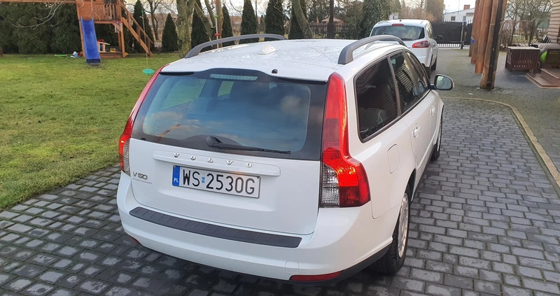 Volvo V50 cena 19900 przebieg: 195000, rok produkcji 2011 z Siedlce małe 137